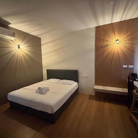 Lom Phangan Studio チャロクルム エクステリア 写真